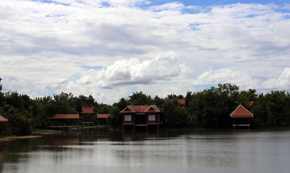 attraction-Kampong Thom Climate At Boeng Samreth.jpg